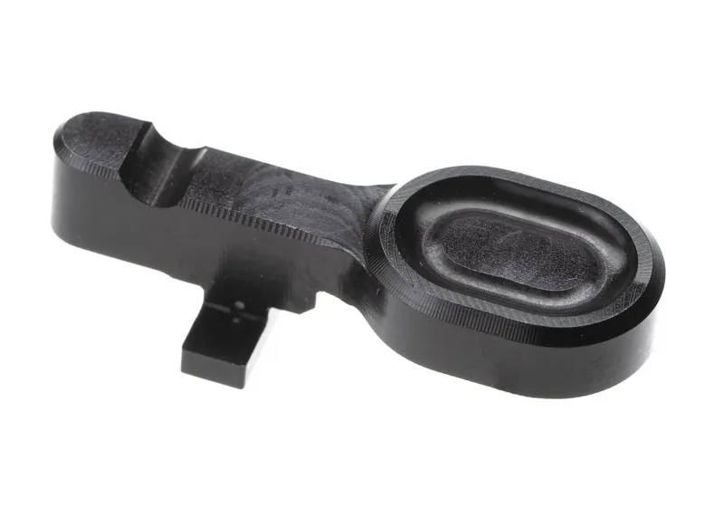Retro Arms CNC Boltstop AR15 A - Sort · Negro