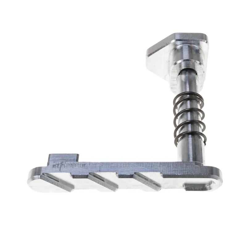 SAC CNC MAG Release Button Für M4 · Plata