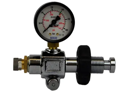 Pressluft Manometer Mit Schnellfüll-Adapter - First Strike