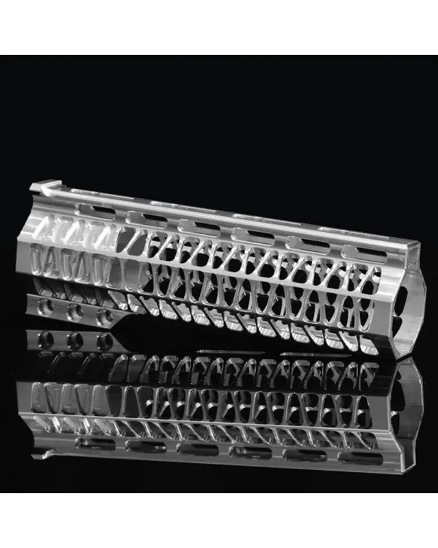 Guardamanos CNC para M4 · Plata