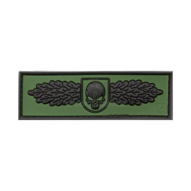 JTG Winged Skull Ruber Patch · Od green