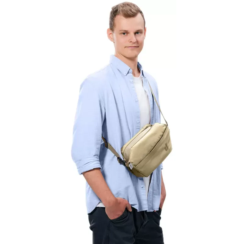 Deuter Passway 2 · Tan / FDE