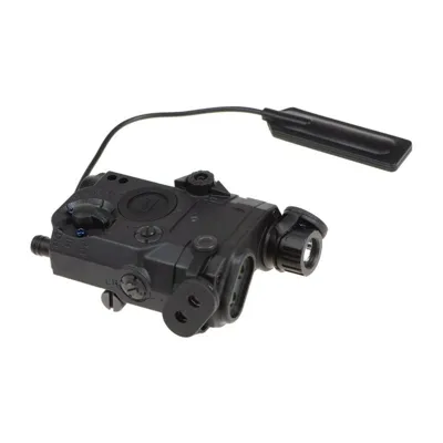 La PEQ-15 Linterna / Laser