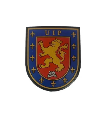 Brazo Emblema UIP