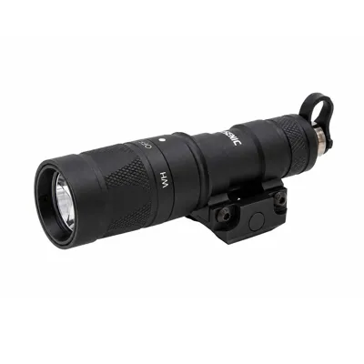 Táctica M300W con Estrobo - Arsenic