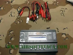 Cargador de Batería Tipo Duel Code B6
