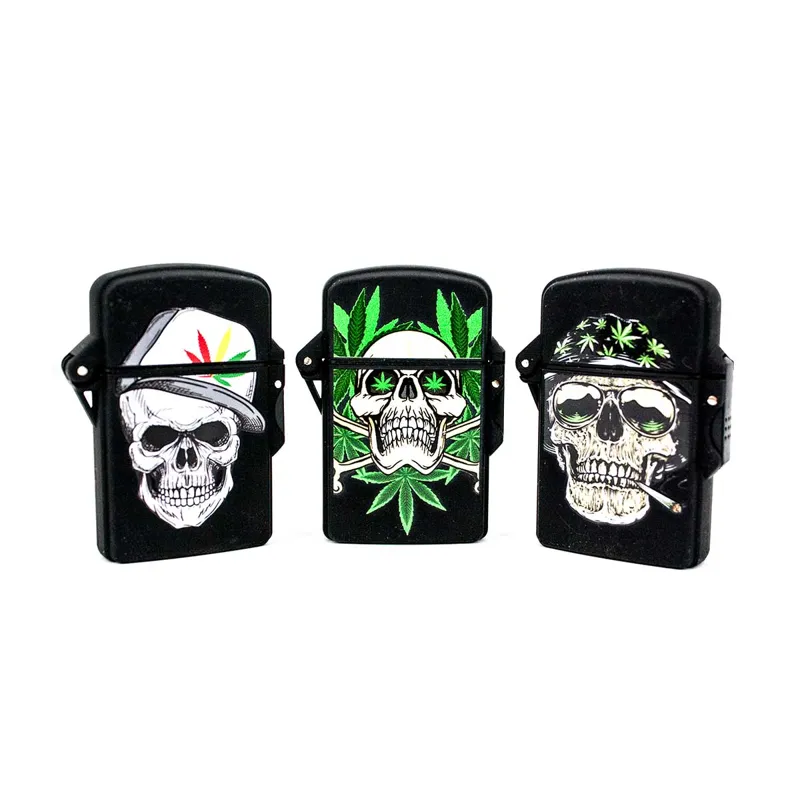 Foraventure Mechero Soplete Calaveras · Negro