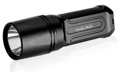 TK35 2000 Lumens con Kit de Recarga - Fenix
