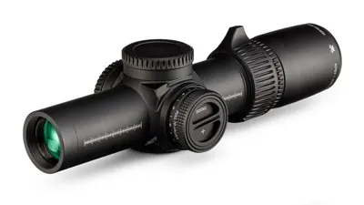 Amg 1-10x24 FFP EBR-9 Mrad Iluminada - Vortex