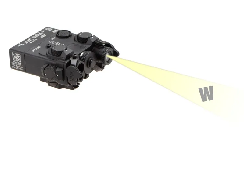 Iluminador Táctico DBAL-A2 Linterna sin Láser