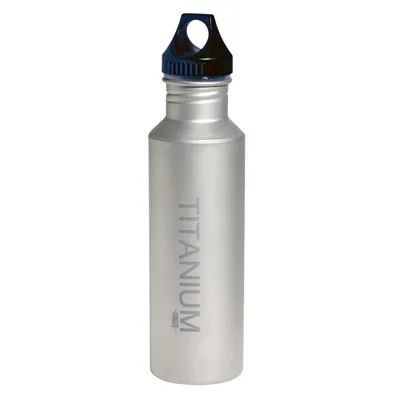 Botella con Tapa Plástica Titanium 0.65L - Vargo