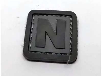 Letra N PVC 3D - 101 INC.