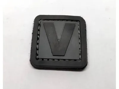 Letra V PVC 3D - 101 INC.