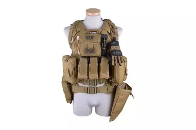 Universal Holster with Magazine Pouch - GFC Tactical