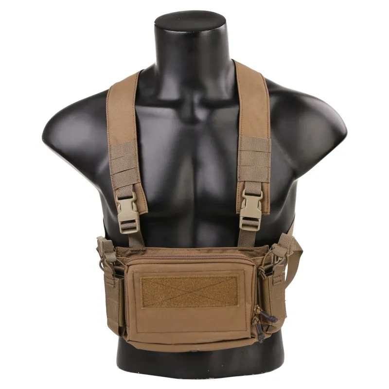 D3CR Micro Chest Rig · Coyote