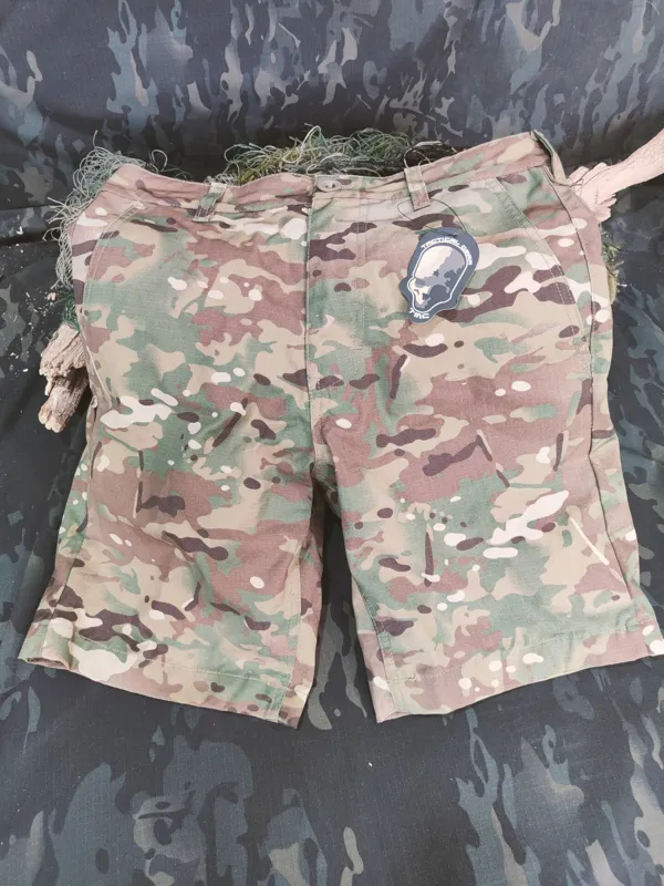 17OC Shorts · Otros camuflajes