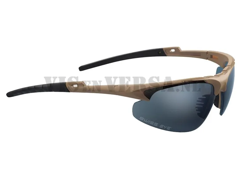 Swiss Eye Apache · Coyote