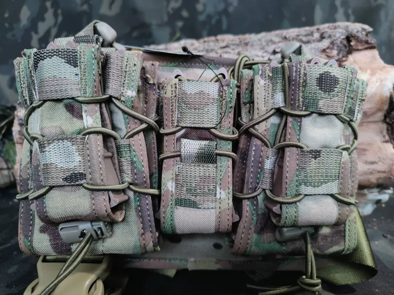 Hight Hang Mag Pouch / Panel Set
