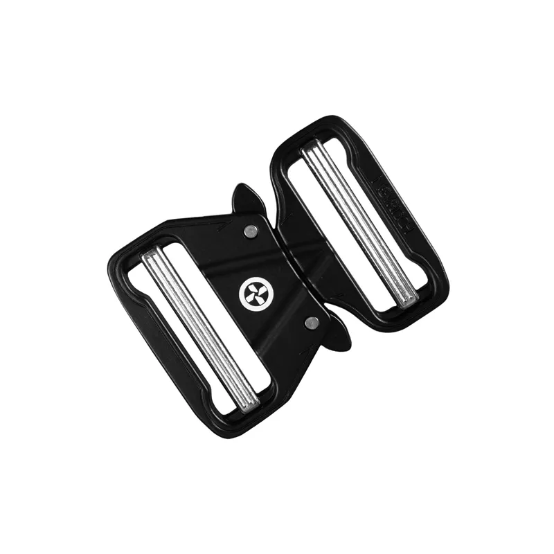 QD Buckle