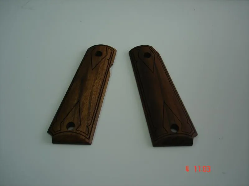 Καρυδενιες Λαβες Για Colt 1911 KLiNSKY · Negro