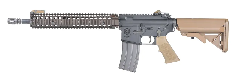 Vega Force Company VR16 RIS II · Tan / FDE