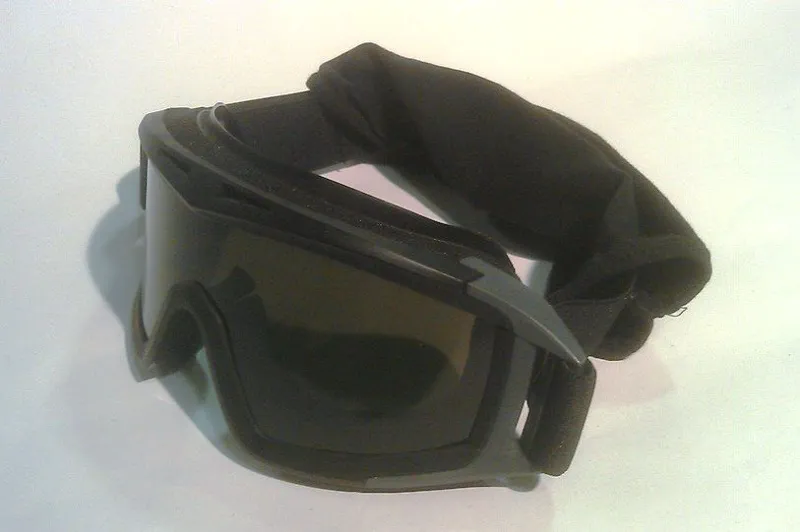 MIC (China) X800A Locust Goggle · Desert black