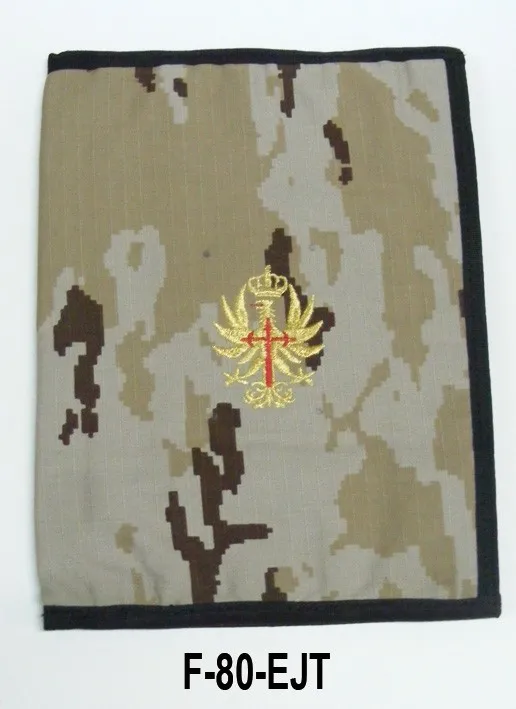 Carpeta Portaboletines Bordada Arida Pixelada Ejército