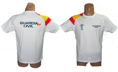 Guardia Civil con Bandera España