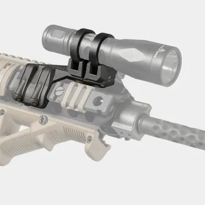 Anclaje de Linterna para Rail Picatinny Posición Izquierda - Magpul