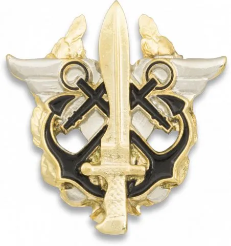 Albainox Emblema Boina MACOE