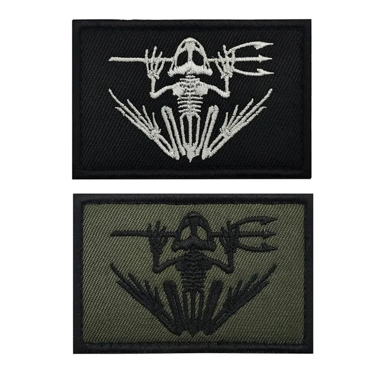 Patch F28 Χακί – Βάτραχος Με Τρίαινα