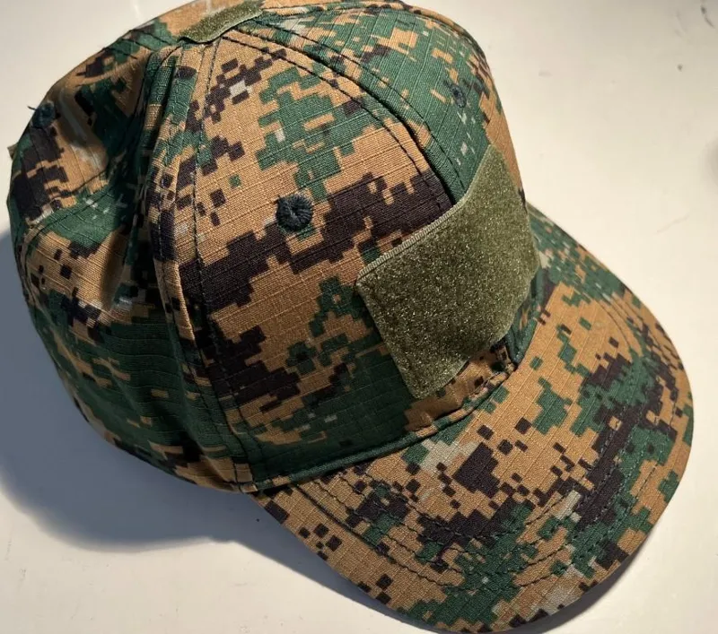 Cappello con Visiera · Aor2