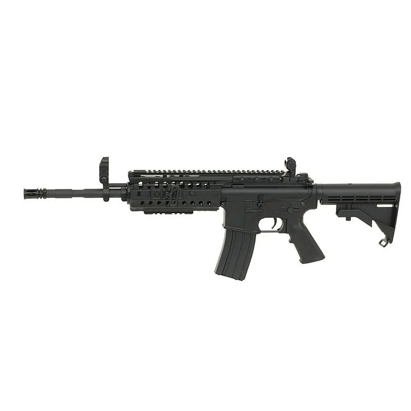 M4 Sir · Negro