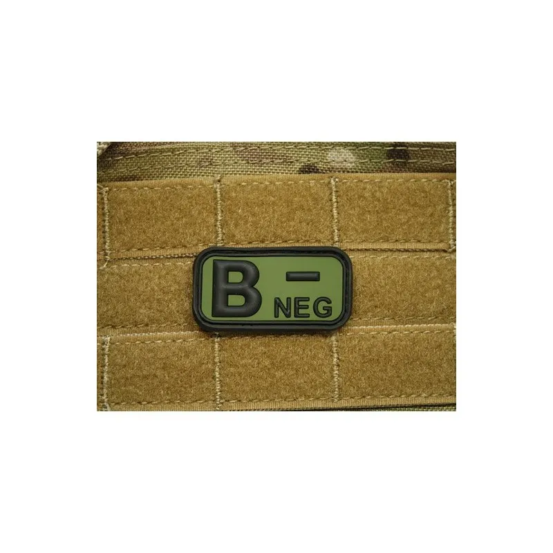 vario B NEG Rubber Bloodtype Patch · Verde / OD