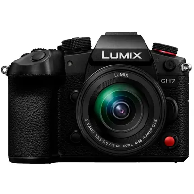 Lumix GH7 + 12-60MM F3.5-5.6 - Panasonic