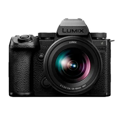 Lumix S5IIX + 20-60MM F3.5-5.6 + 50 mm F1.8 - Panasonic