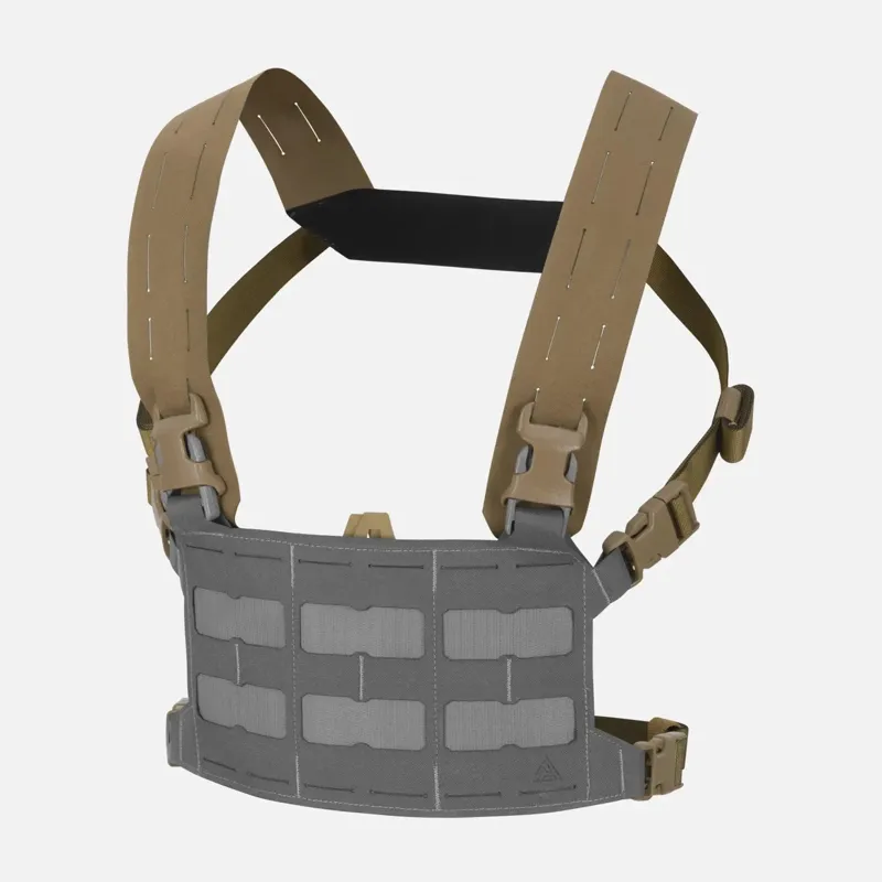 Direct Action Front Flap Rig Interface · Coyote