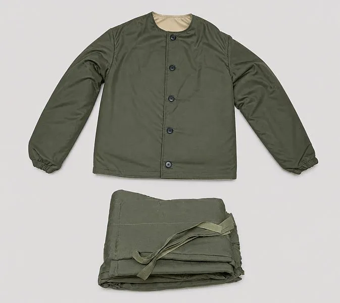 DDR NVA Fallschirmjäger Winteruniform, 1E Model!