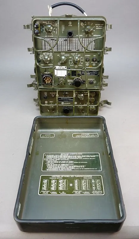 Telefunken RT-77 / GRC-9-GY Veldradio