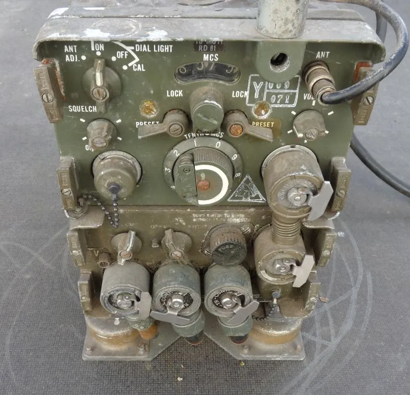 Militaire Veldradio RT-70 (GRC-9)