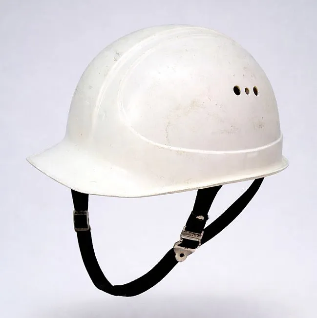 DDR Veiligheids Helm VEB Perfecta