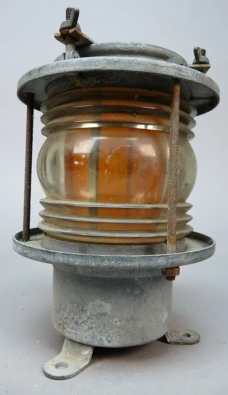 DDR Vintage Scheepslamp!
