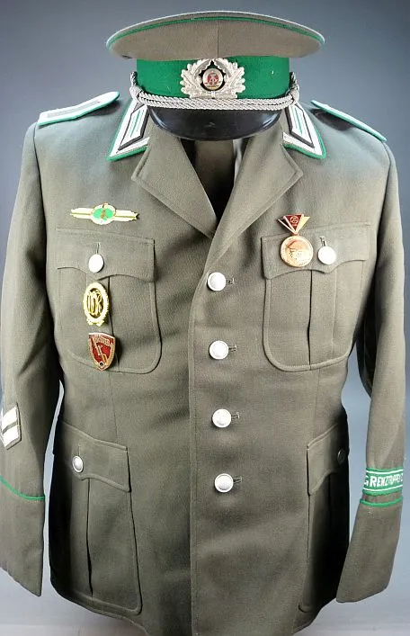 NVA Grenstroepen Uniform