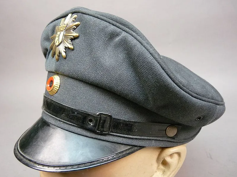Duitse Politie Pet, Oud Model