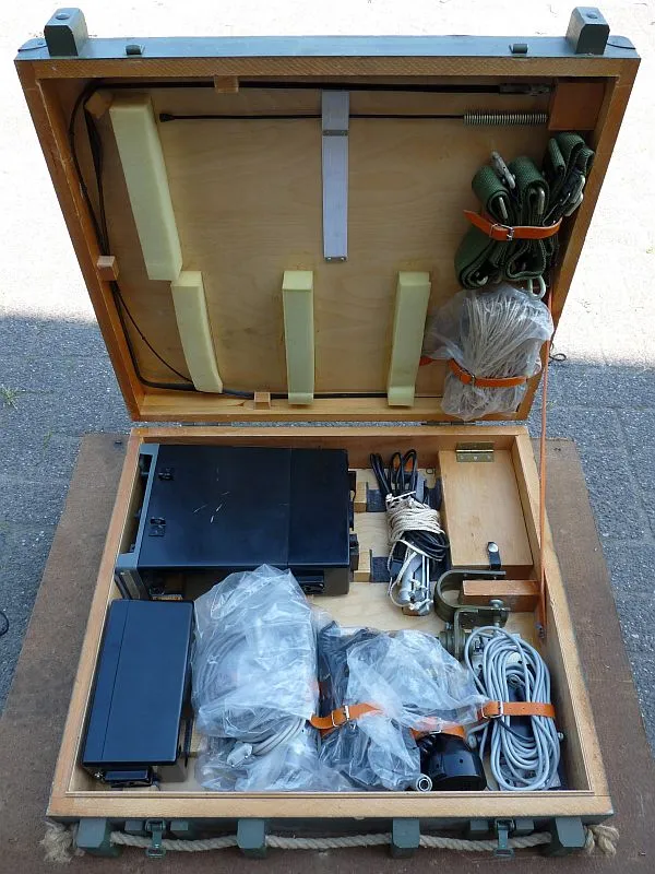 NVA Zender/Ontvanger UFT435