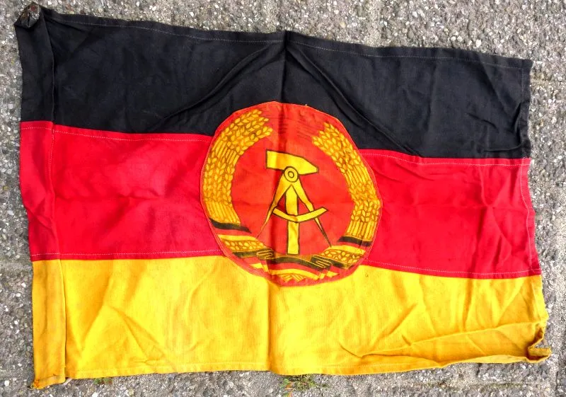 DDR Vlag, Oud Model, 58 x 38 cm