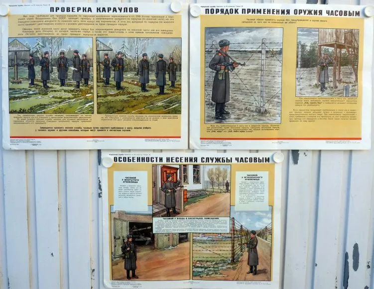3 x Sovjet Instructie Posters