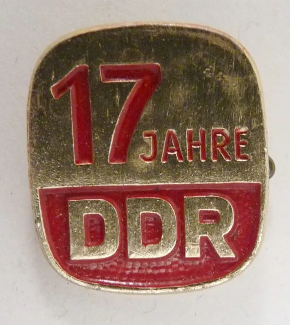 Pin, 17 Jaar DDR
