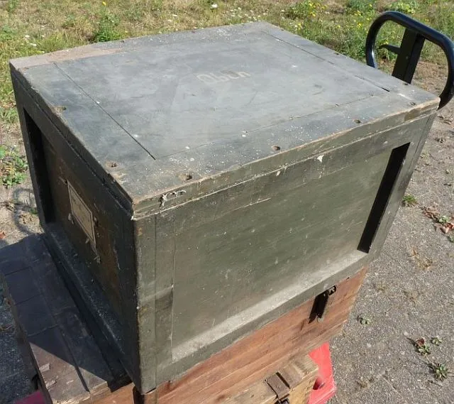 Luftdichter Pulverkasten 97