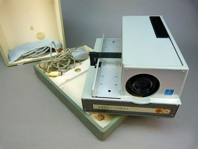 Diaprojector in Koffer, Type Aspectomat